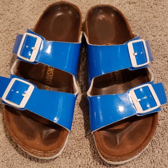 1.5 inch heel booties